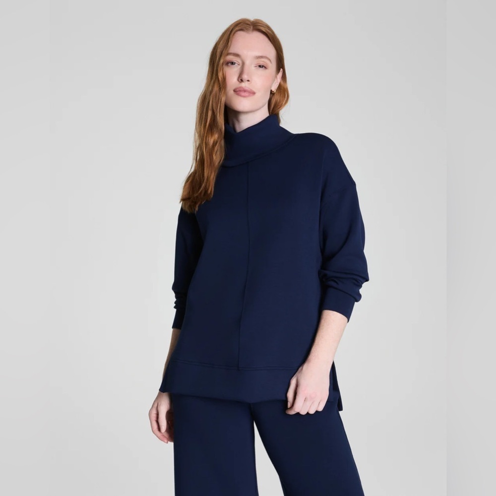 NWT Spanx Air Essentials Turtleneck Long Sleeve Tunic XS Navy Blue